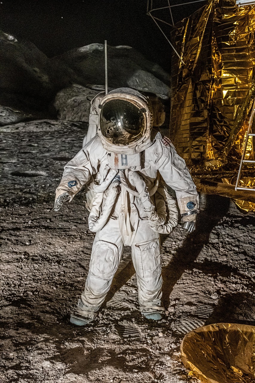 astronaut, moon landing, space travel, lunar surface, apollo, space, outer space, moon, cosmonaut, spacesuit, astronaut, astronaut, moon landing, moon landing, moon landing, moon landing, moon landing, lunar surface, apollo, apollo, spacesuit, spacesuit